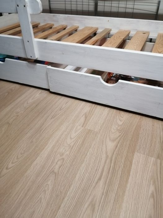 Łóżko młodzieżowe