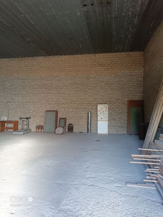 Продам складские помещения киевское шоссе, ,холодильный склад,ангар