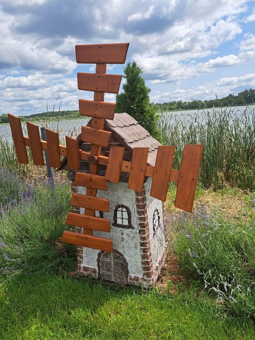 Бетонний декоративний млин