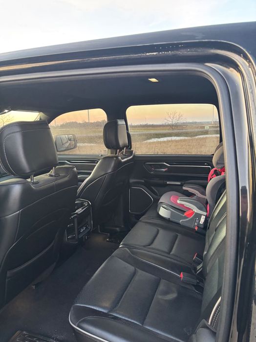 Sprzedam Ram 1500 laramie black widow full opcja