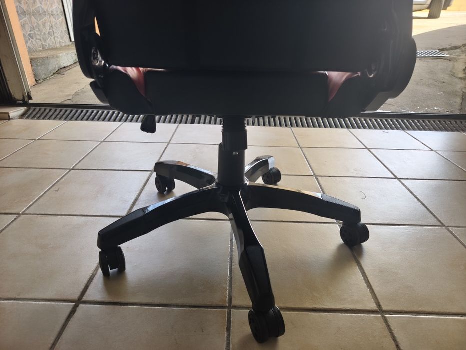 Vendo cadeira gaming