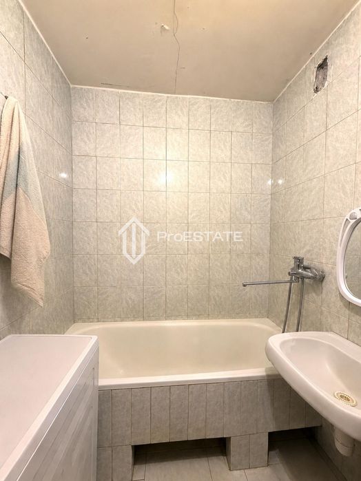 Продаж 3 кімнатної квартири 69 м вул. Данькевича 1/79 Київ
