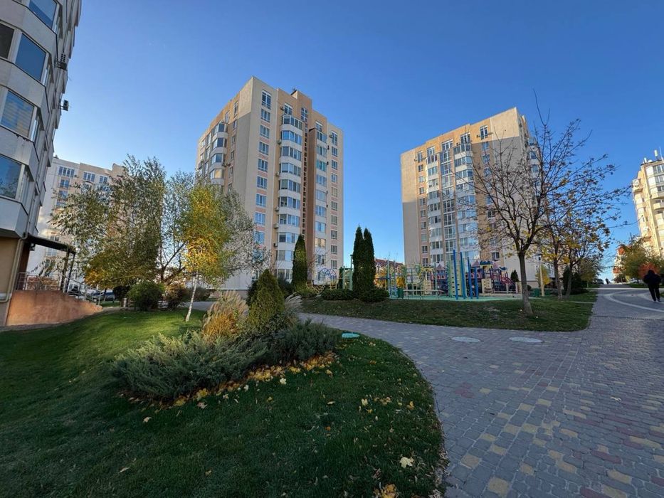 Оренда приміщеня 200м2 ЖК Петровський Квартал