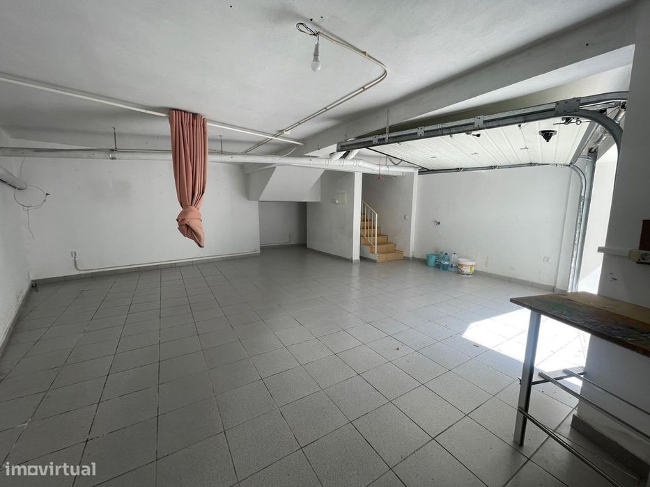 Moradia T3 mais garagem