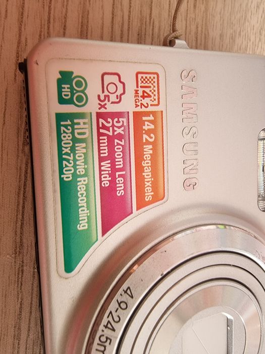 Camera digital Samsung ST65
14.2 mpx
5x digital zoom
HD
Sem carregador