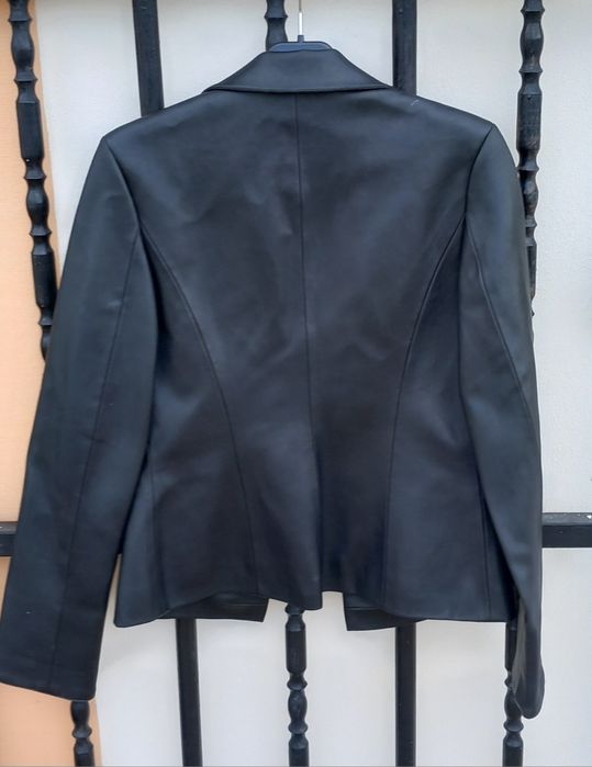 Casaco preto napa, tamanho S da New Woman 8€