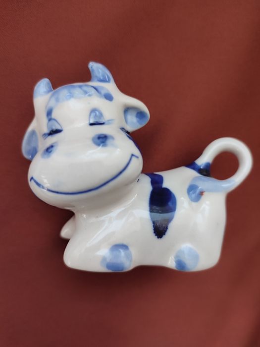 Фарфорова статуетка фігурка корівки Delft Blue Голандія.
