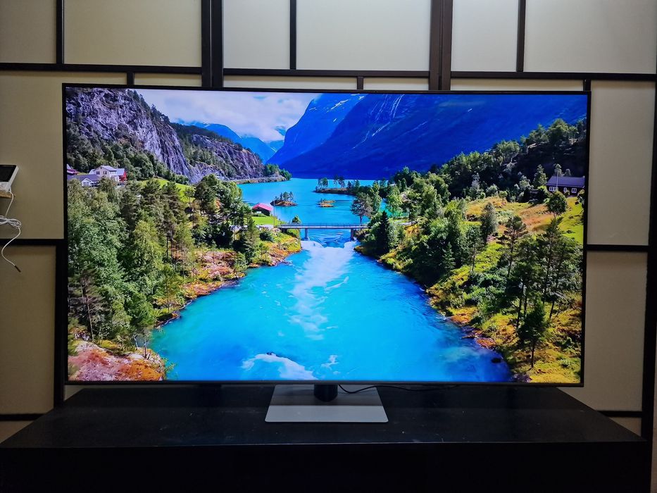 Samsung 65cali Qled 120Hz HDMI 2.1 SMART telewizor