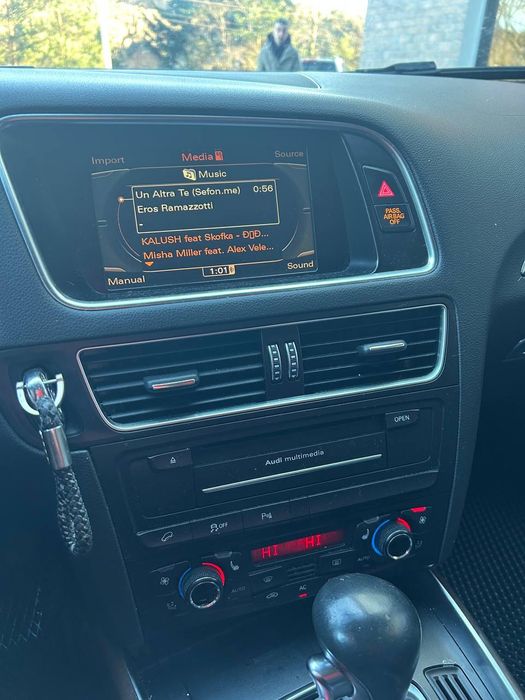 Надійний повнопривідний кросовер Audi Q5 Quattro