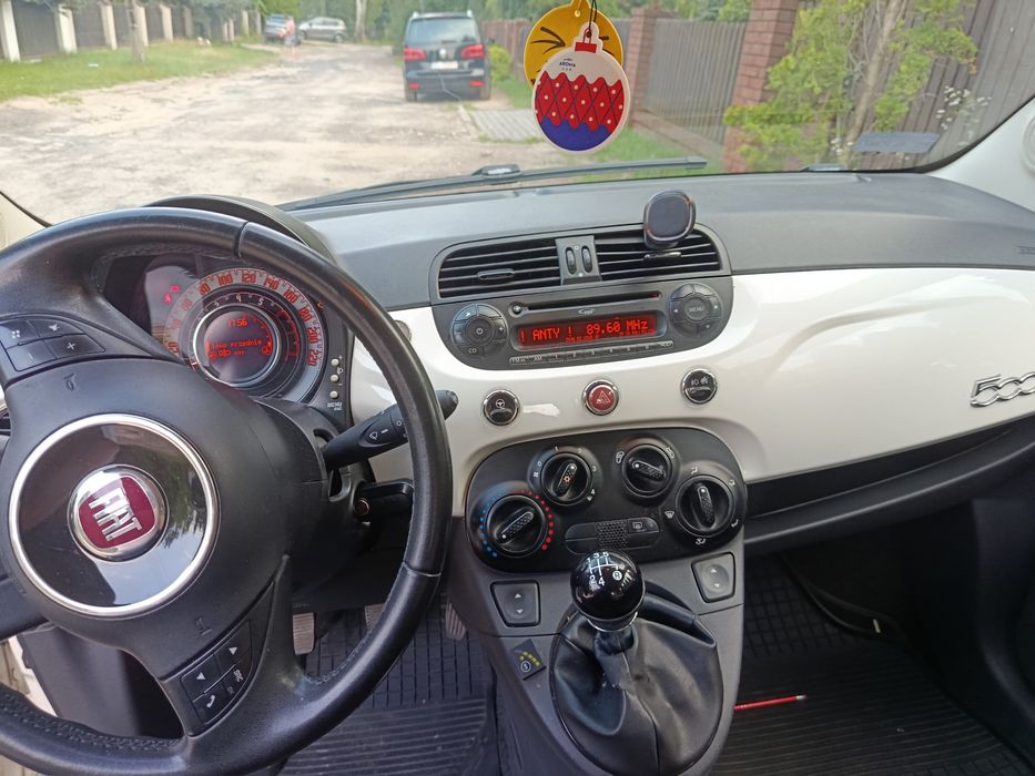 Fiat 500 gaz 2014 r  1.2  klima 105 tys km lodz