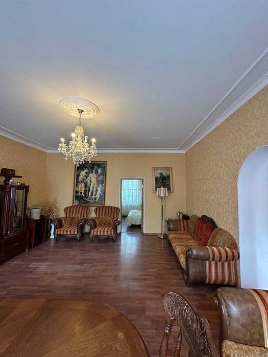 Продам капитальный дом в Доброславе