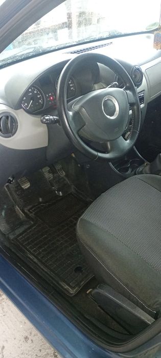 Дача сандеро  в хорошому стані