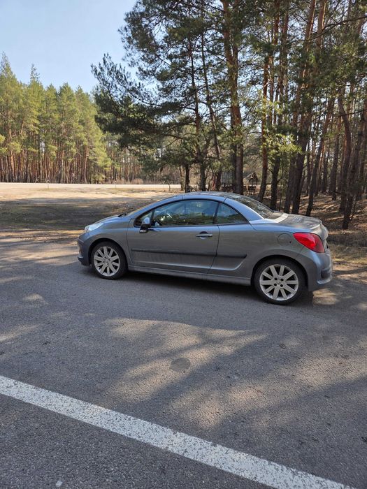 Продам Peugeot 207 CC (кабриолет)