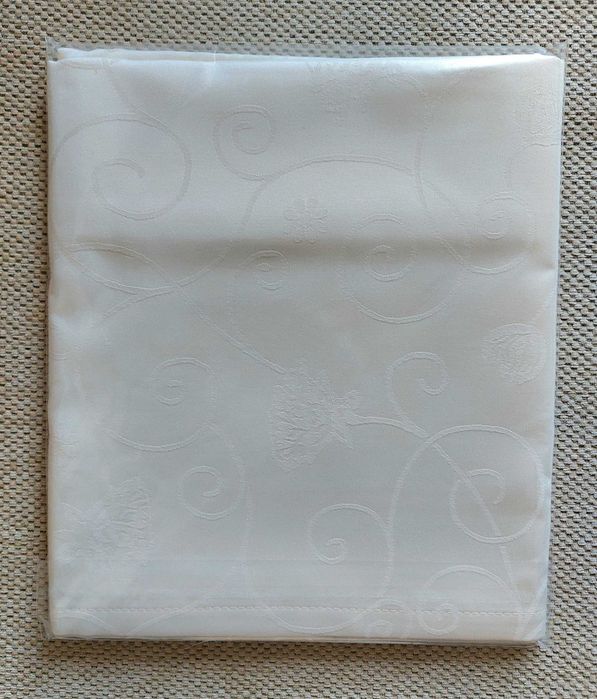 Bieżnik na stół NINA 40x160cm – elegancki, dekoracyjny