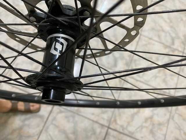 Roda dianteira 29" como nova