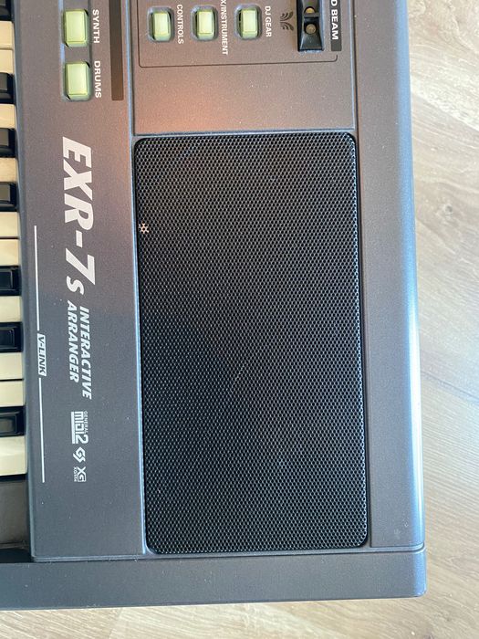 Keyboard Roland EXR-7s