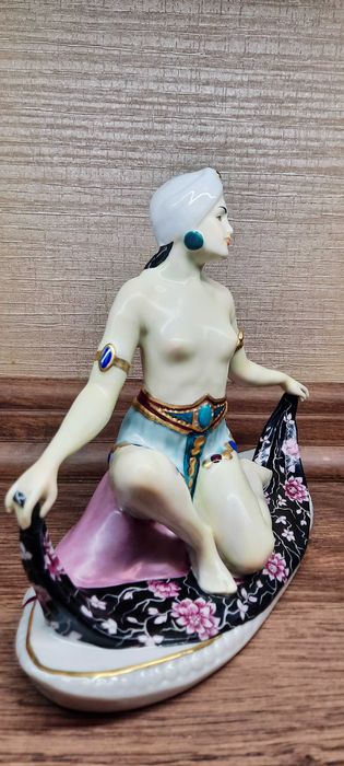 Статуэтка "Восточная красавица" Karl Ens Германия.