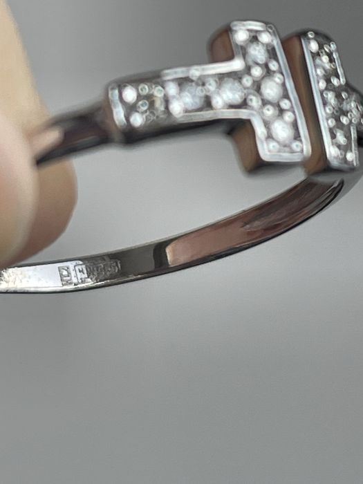 Каблучка з діамантами в стилі tiffany