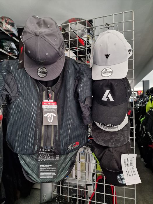 kurtka, spodnie i rekawice ZESTAW PRZECIWDESZCZOWY K-OUT MotoSzafa