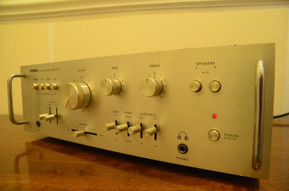 Amplificador Tensai (Akai) TA-2030