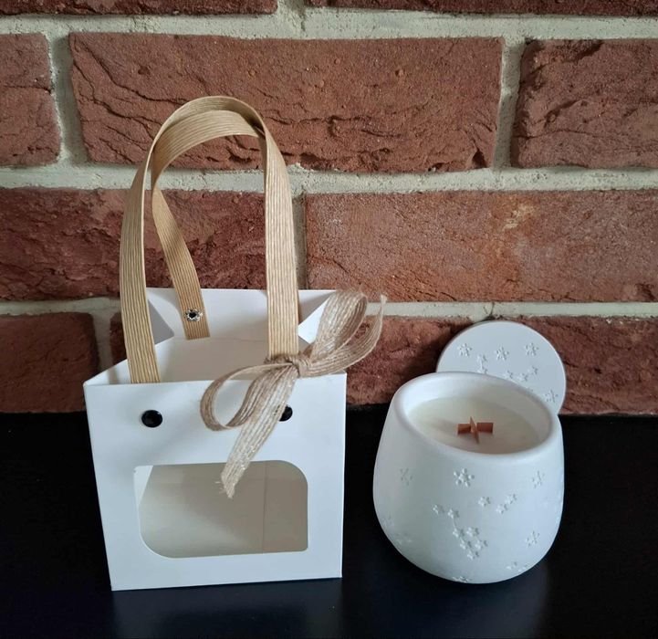 Świeca sojowa w torebce prezentowej