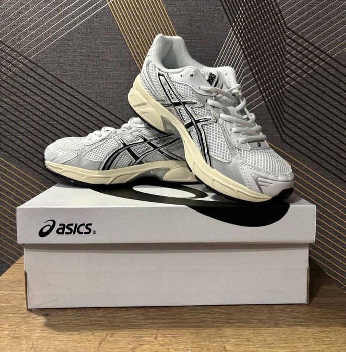 ASICS gel 1130 чоловічі кросівки 41;42 розмір