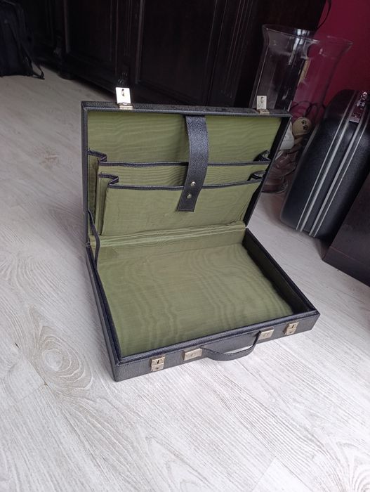 Walizka, neseser, aktówka