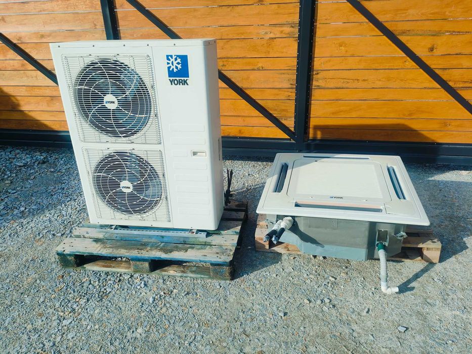 Klimatyzator kasetonowy York 14 kW
