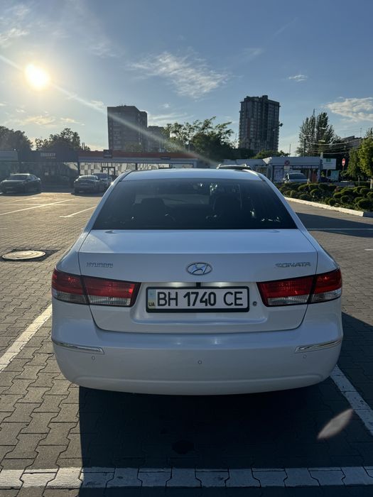 Hyundai sonata nf 2008 авто в гарному  робочому стані. Нещодавно було проведно  ТО