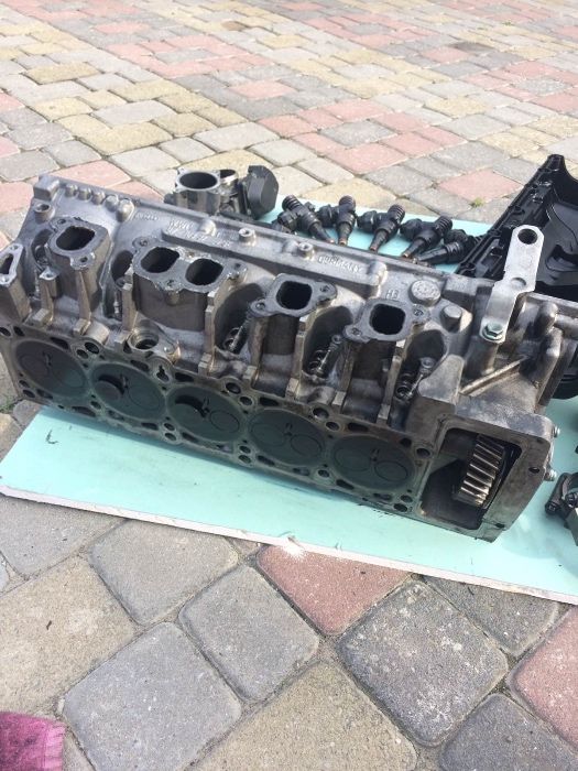 VOLKSWAGEN TUAREG 2007р. Запчастини Двигун 2.5 TDI (BPE) по деталям