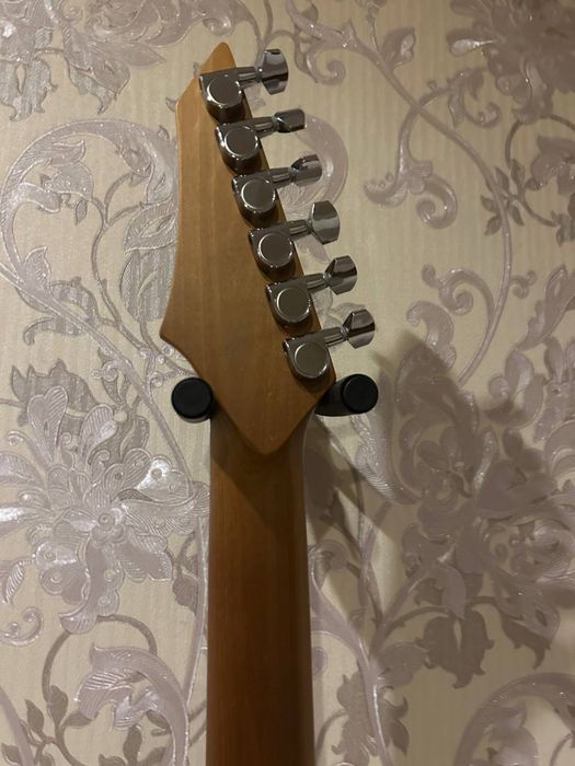 Гітара deviser електрична