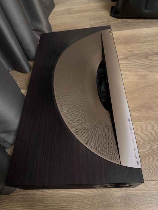 Лазерний проектор Hisense L9Q  флагман