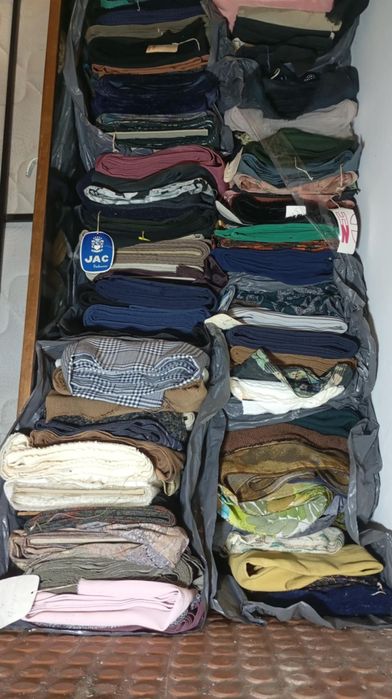 Lote de mais de100 tecidos vintage alguns caros a preço super acessíve