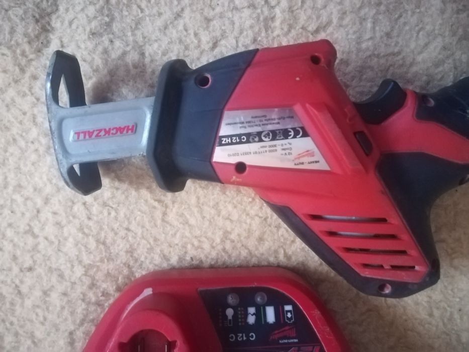 Milwaukee HACKZALL M 12 lisi ogon