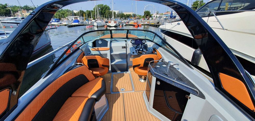 Motorówka. Jacht motorowy Viper 263. Nowy 2024-25.
