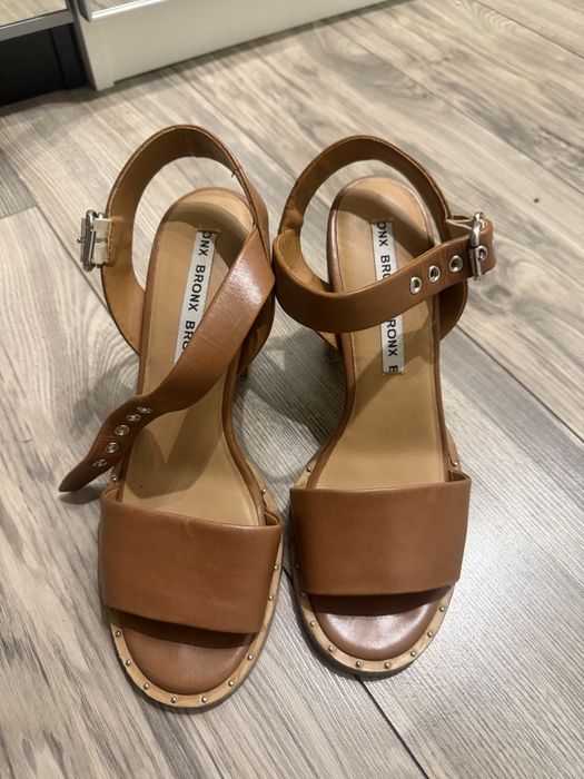 Skórzane sandały na słupku BRONX | Karmelowe / Camel | Boho | Stan bdb [rozmiar np. 38]