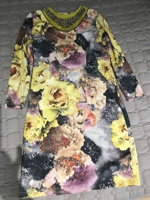 Продаю 3 екслюзивні сукні розміру XL (48-50)