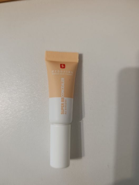 Консилер erborian nude тон нюд тональна основа