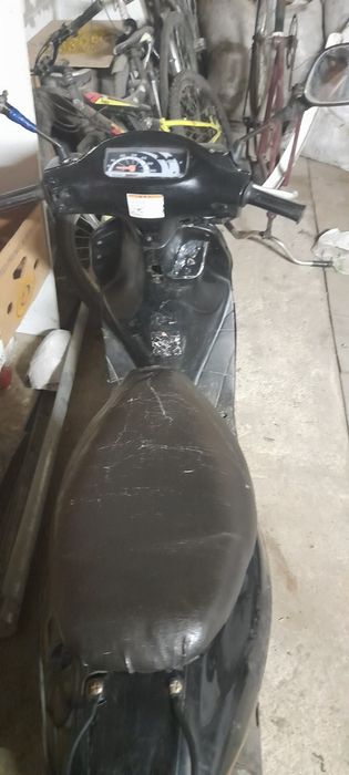 Продам Suzuki let's 2 бабочка возможен торг.