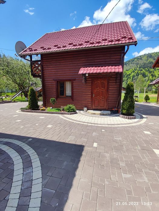 Котедж "Ясень" з кухнею на 3 номери 2 санвузли