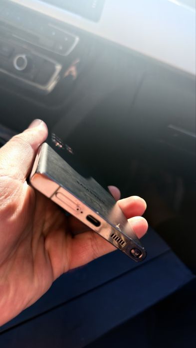 Vendo Samsung Galaxy S22 Ultra em ótimo estado geral