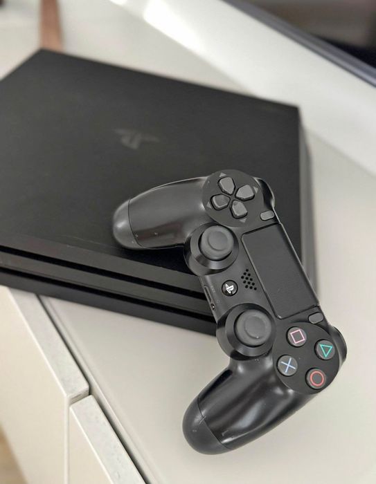 Ps4 1T + Fc26 Semi nova
