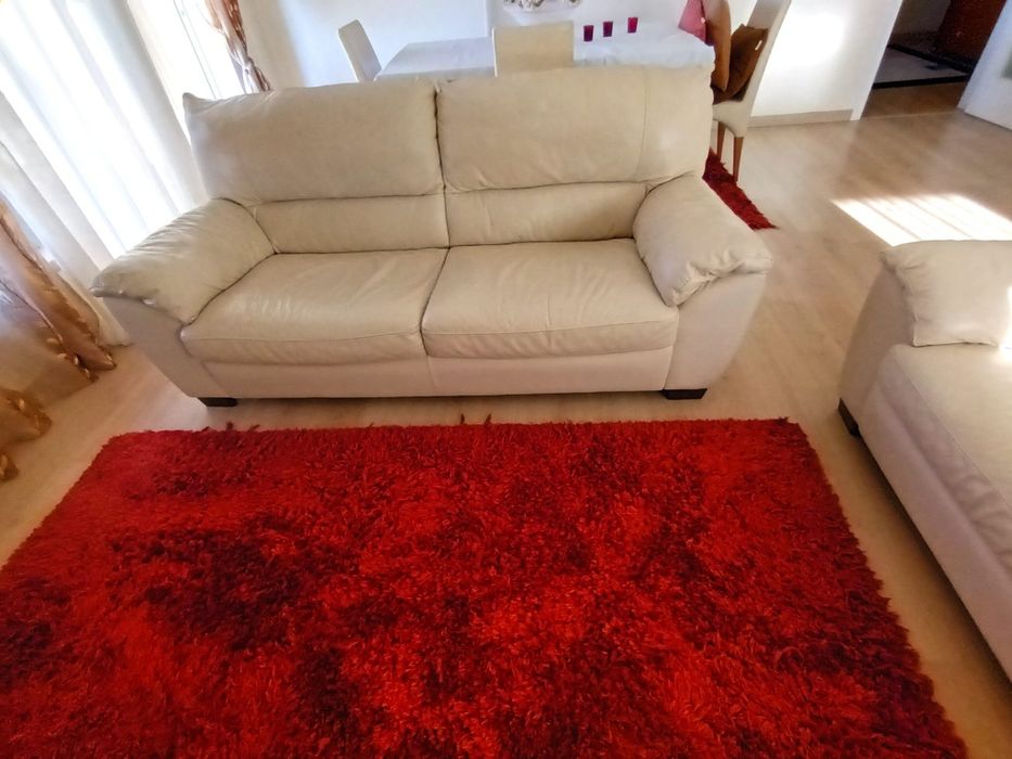 Sofás em pele, marca divane divane natuzzi, bom estado de conservação.