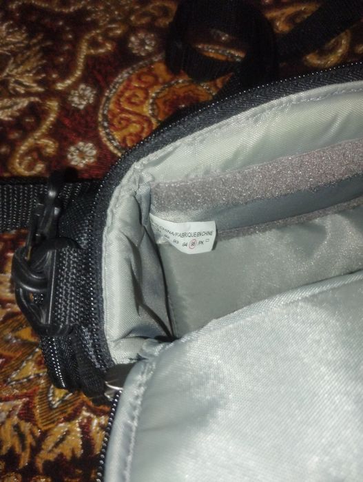 Продам фотосумку Lowepro, практически новую.