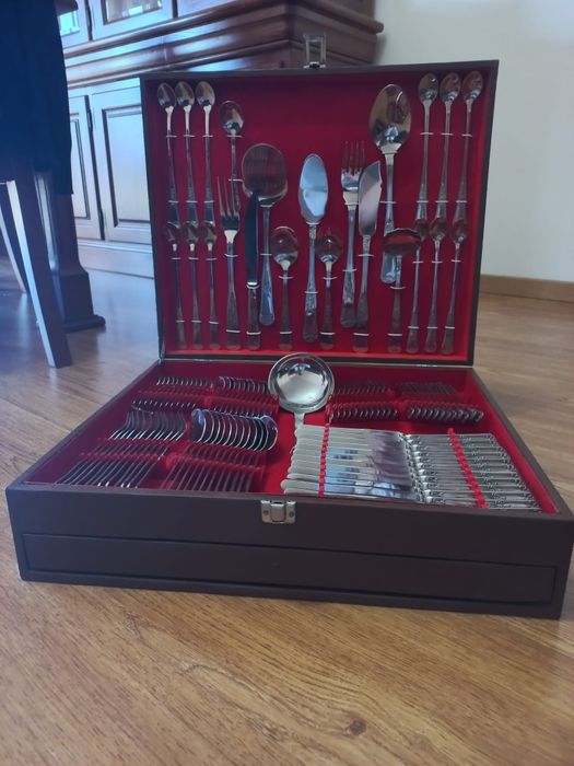 D. José Cutlery Set64861243302658123
