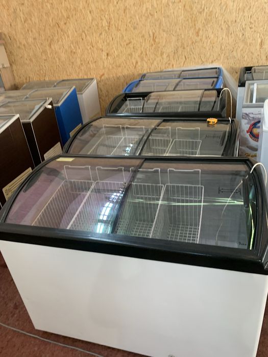 Ларі, морозилки, вітрини, шкафи холодильні морозильні,