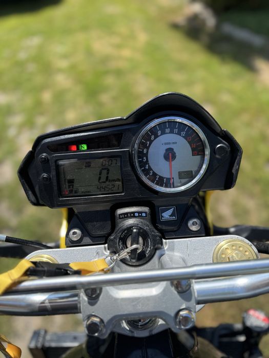 Хонда хорнет 600сс. 2005 рік