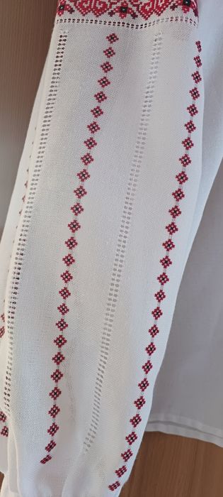 Вишиванка жіноча