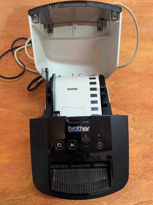 Brother Impressora Etiquetas Térmica Profissional QL 700