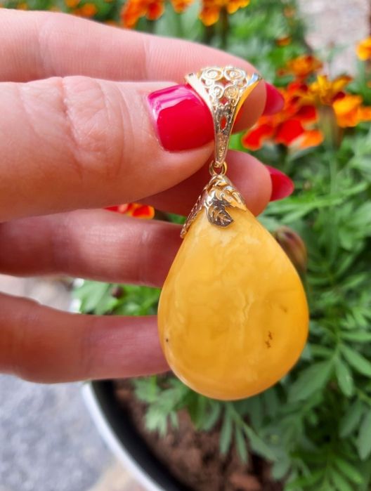 Wisior z bursztynem baltyckim- Srebro 925